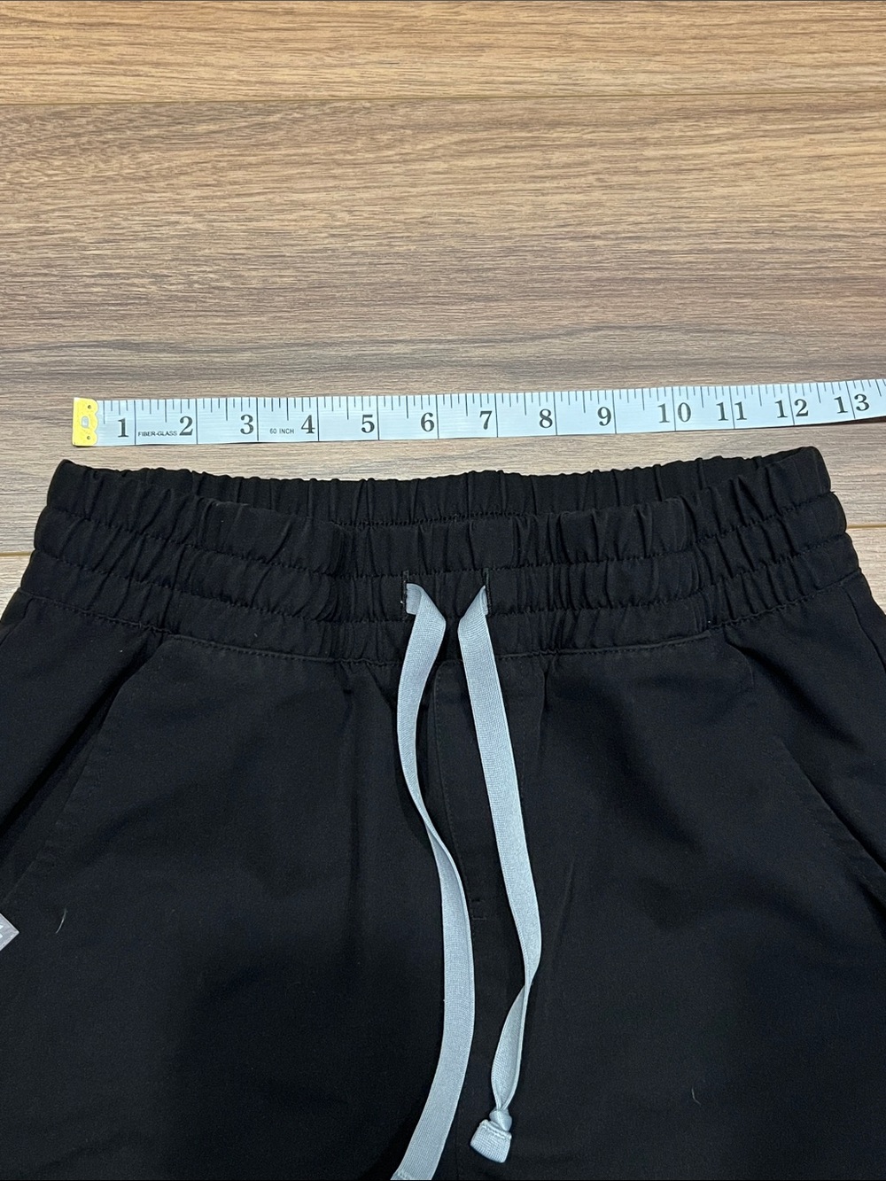 Figs Women’s Zamora Jogger in Black Size Small - Picture 5 of 8
